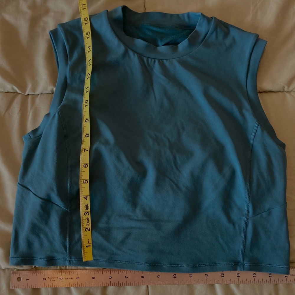 🍋 Lululemon Teal Sweat Intention Crop Tank Bra 14